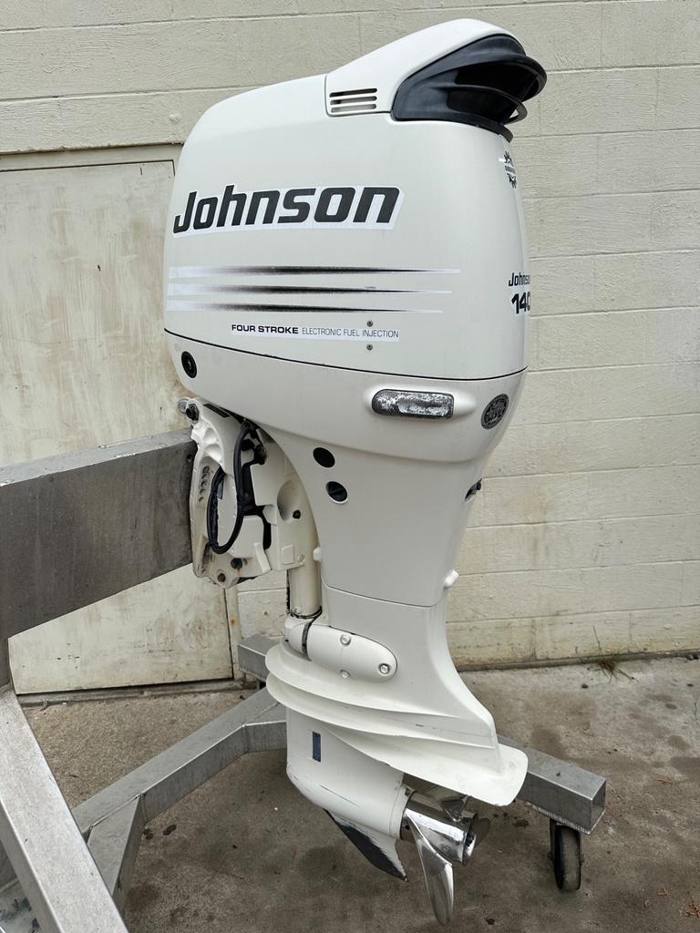 2003 Johnson Suzuki 140HP 4 Stroke Outboard Engine W/ 25" Shaft - 755 Hours
