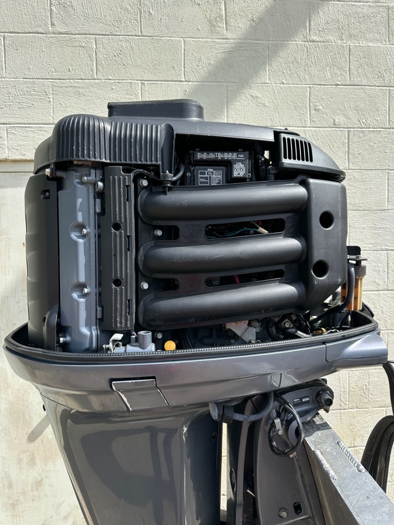 2007 Yamaha 250 HP 4 Stroke Outboard Engine Complete F250TXR OEM