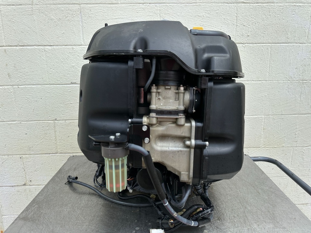 2005 Yamaha 250 HP 4 Stroke Outboard Powerhead 6P2-15100-00-1S OEM