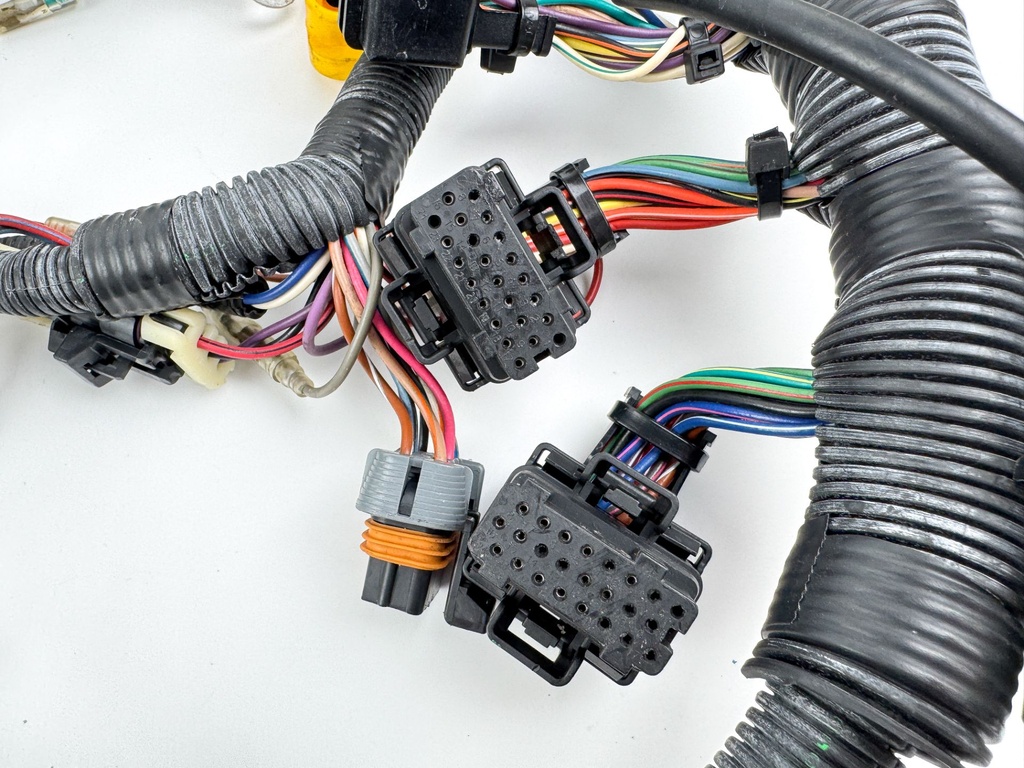 2003 Mercury 225 HP 2 Stroke Optimax Outboard Engine Wire Harness 878082T8 OEM