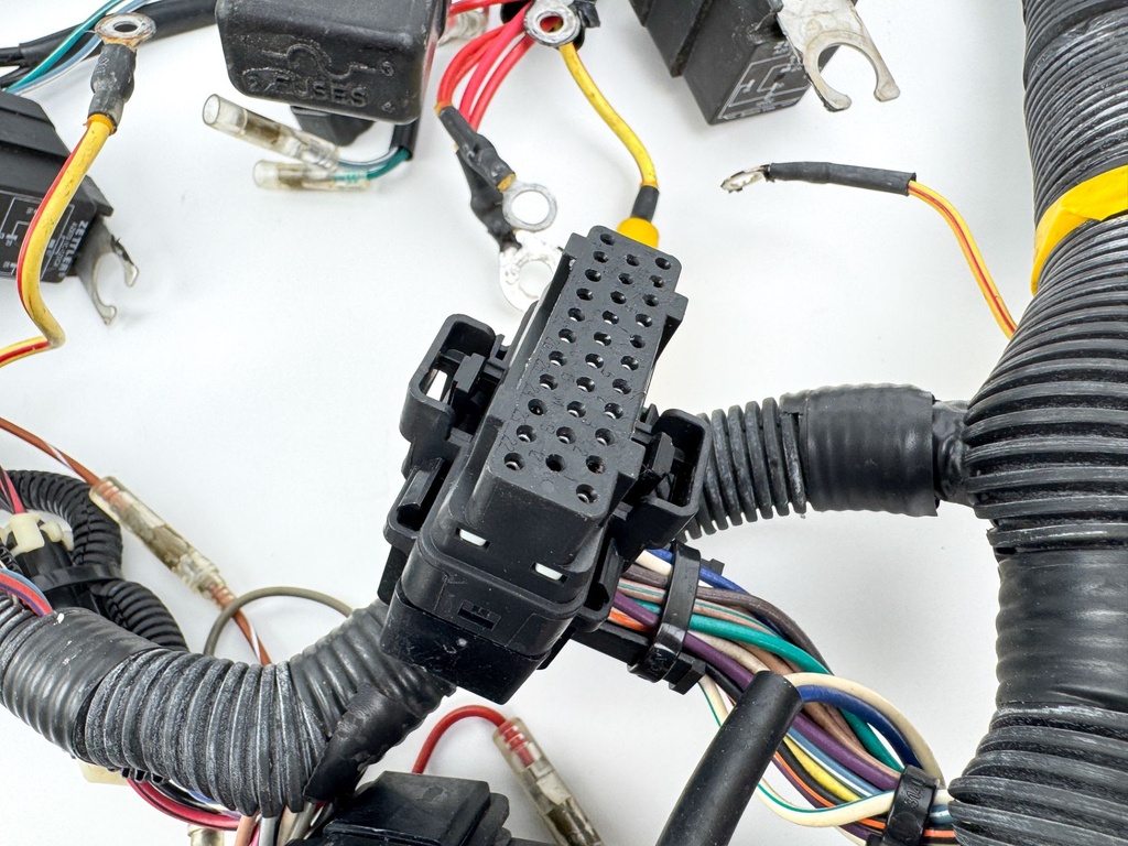 2003 Mercury 225 HP 2 Stroke Optimax Outboard Engine Wire Harness 878082T8 OEM