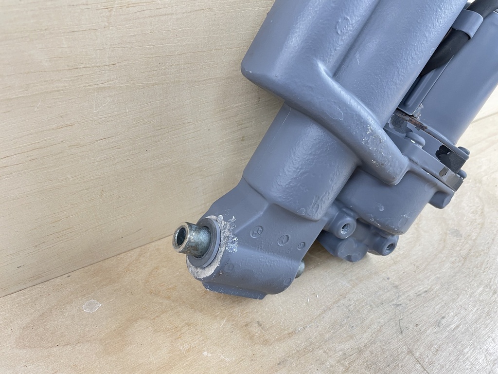 2000 Suzuki 50HP 4 Stroke Outboard Power Trim & Tilt Assembly 48641-97E01-0EP