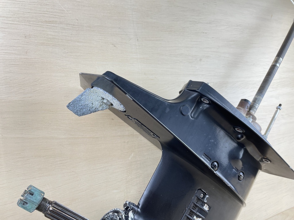 2000 Suzuki 50HP DF50 4 Stroke 20" Lower Unit Gear Case Assembly 55100-87J50-0EP