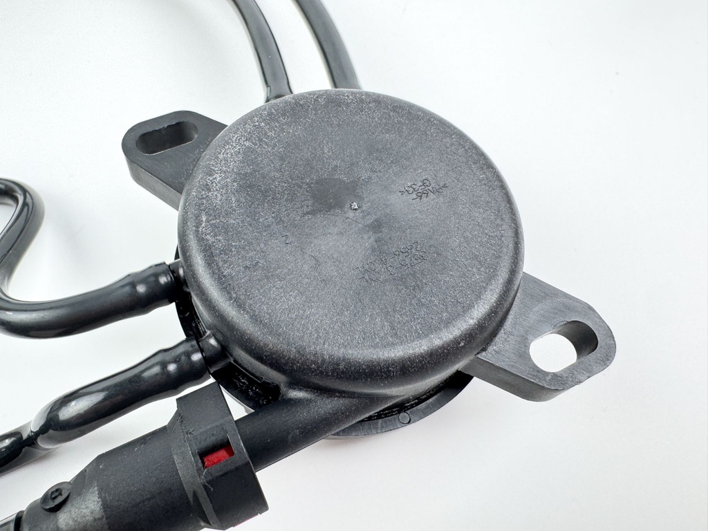 Mercury 60HP EFI Outboard Fuel Injectors & TFI System - 892123001 879887T