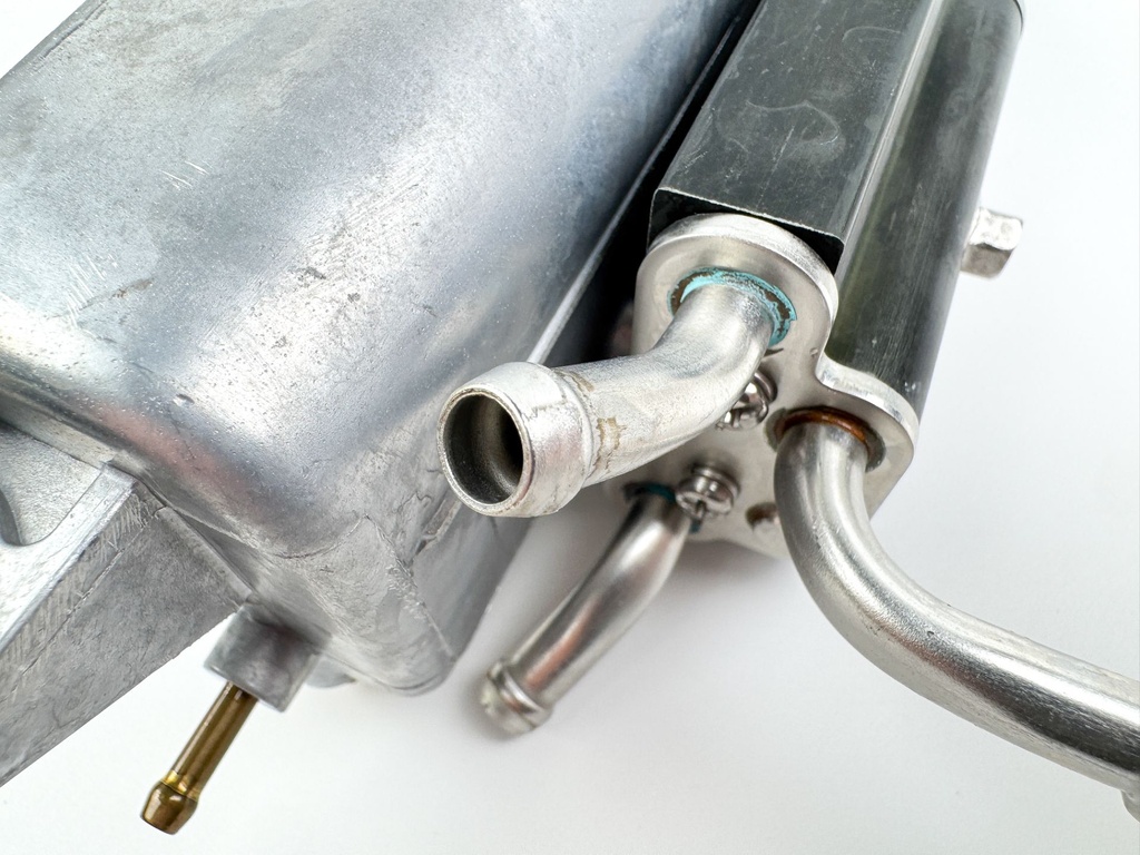 2005 Mercury 60 HP 4 Stroke Outboard Vapor Separator Tank VST 892267T02 OEM