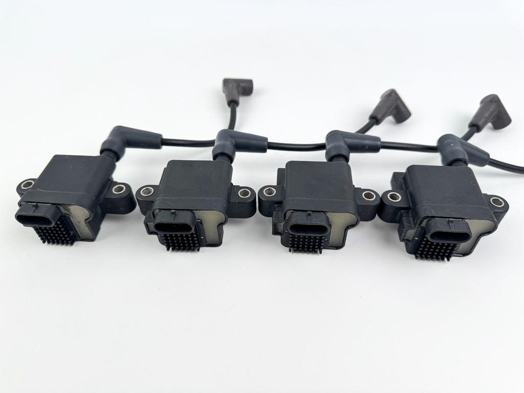 2005 Mercury 60 HP 4 Stroke Outboard Ignition Coil Set 879984T00 OEM