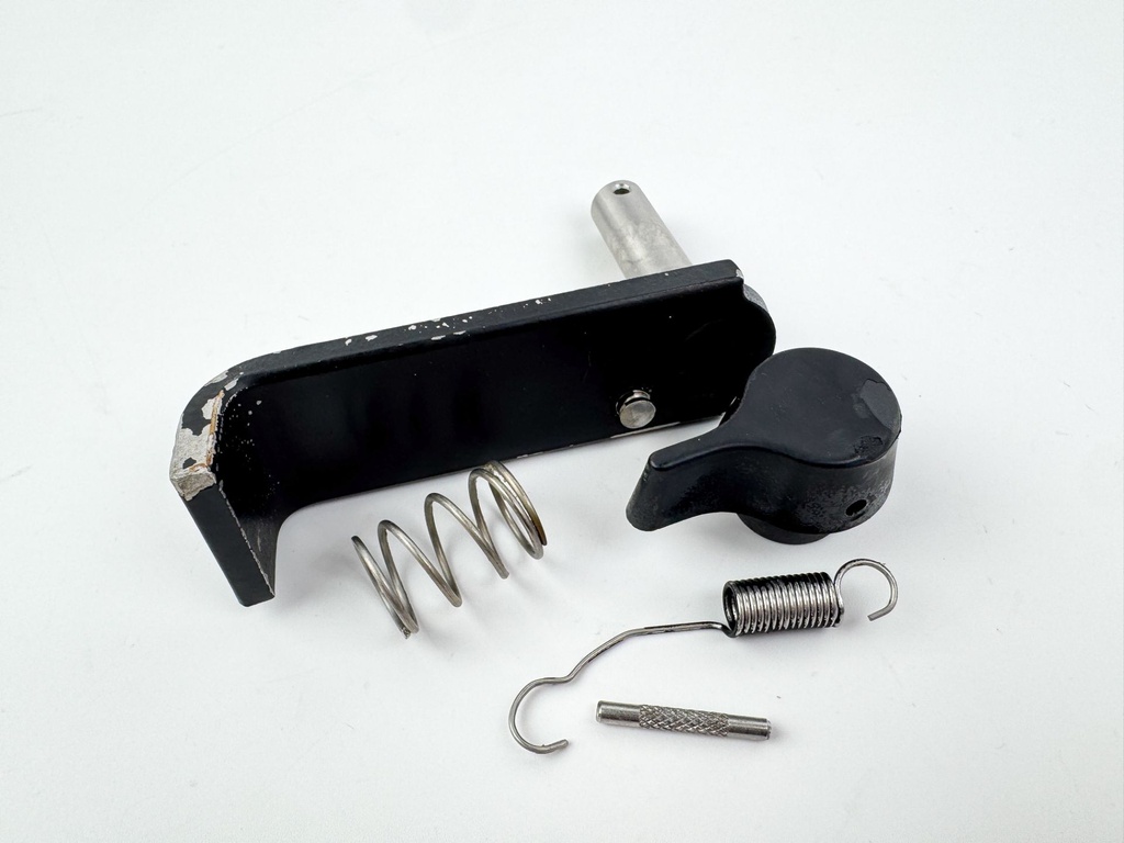 2005 Mercury 60 HP 4 Stroke Outboard Tilt Stop Lever 19618A2 OEM