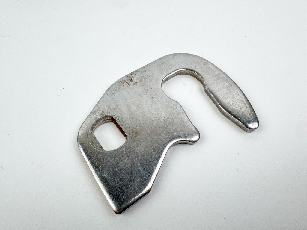 2005 Mercury 60 HP 4 Stroke Outboard Back Latch Handle 825782F1 OEM