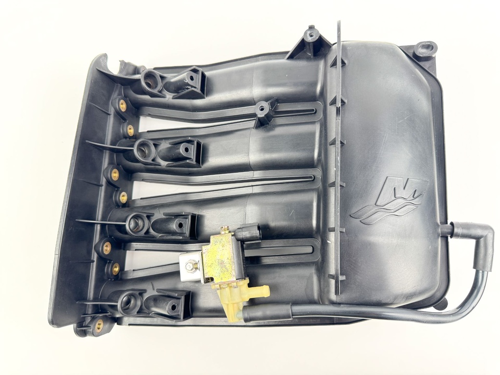 2005 Mercury 60 HP 4 Stroke Outboard Intake Manifold 877829T OEM