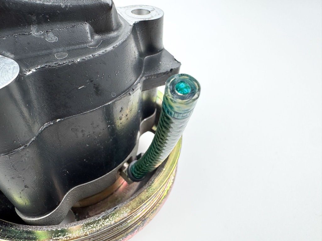 2012 Mercury 75 HP 2 Stroke Outboard Air Compressor Assembly 854333T11 OEM