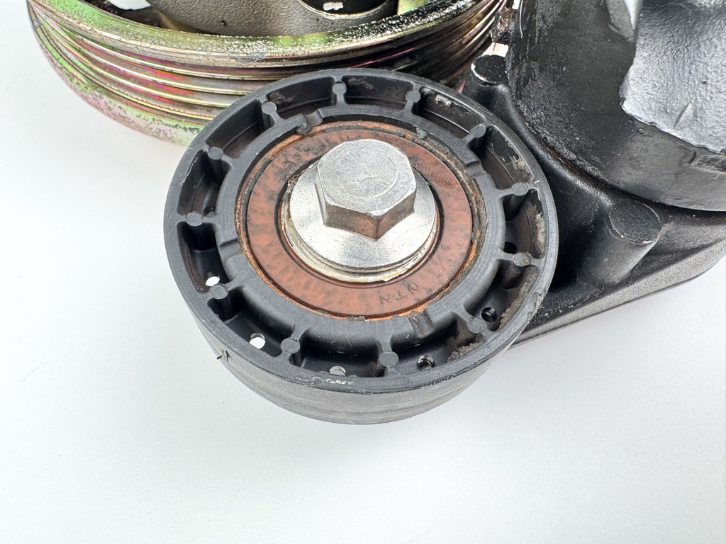 2012 Mercury 75 HP 2 Stroke Outboard Air Compressor Assembly 854333T11 OEM