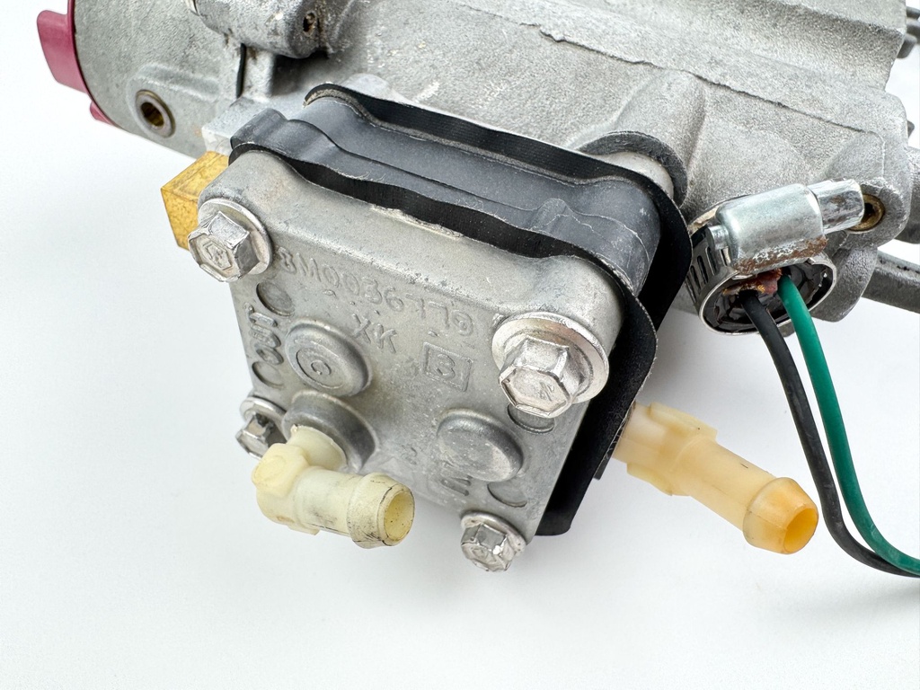 2012 Mercury 75 HP 2 Stroke Outboard Vapor Separator Tank VST 880133T12 OEM