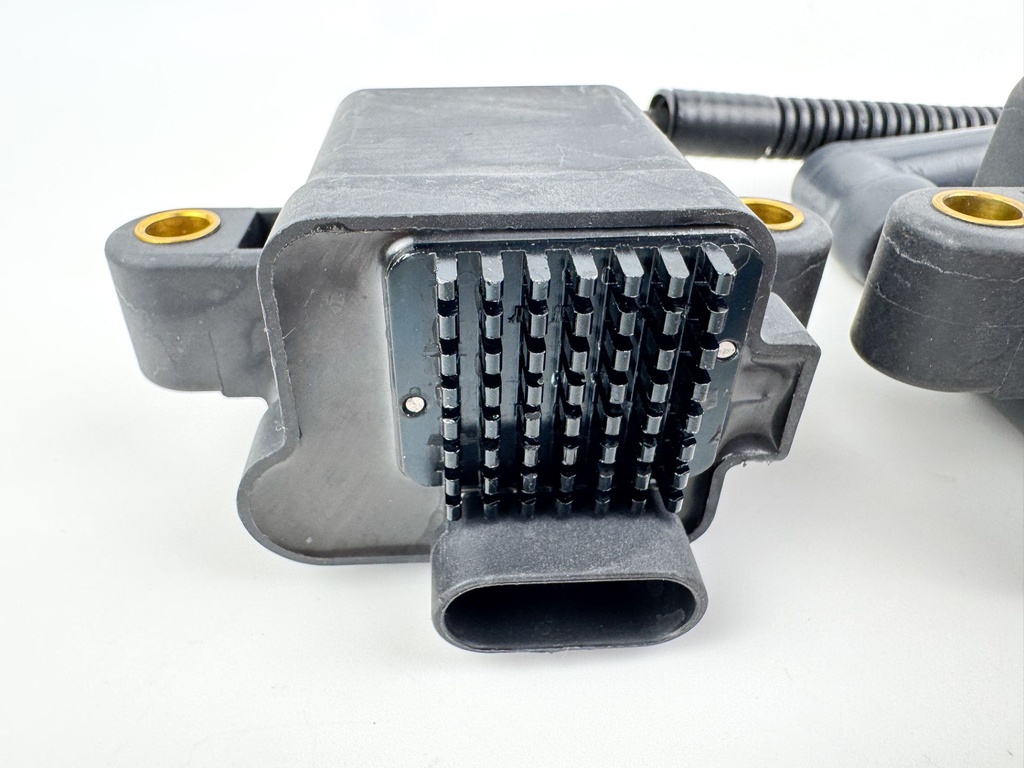 2012 Mercury 75 HP 2 Stroke Outboard Ignition Coil Set 879984T00 OEM