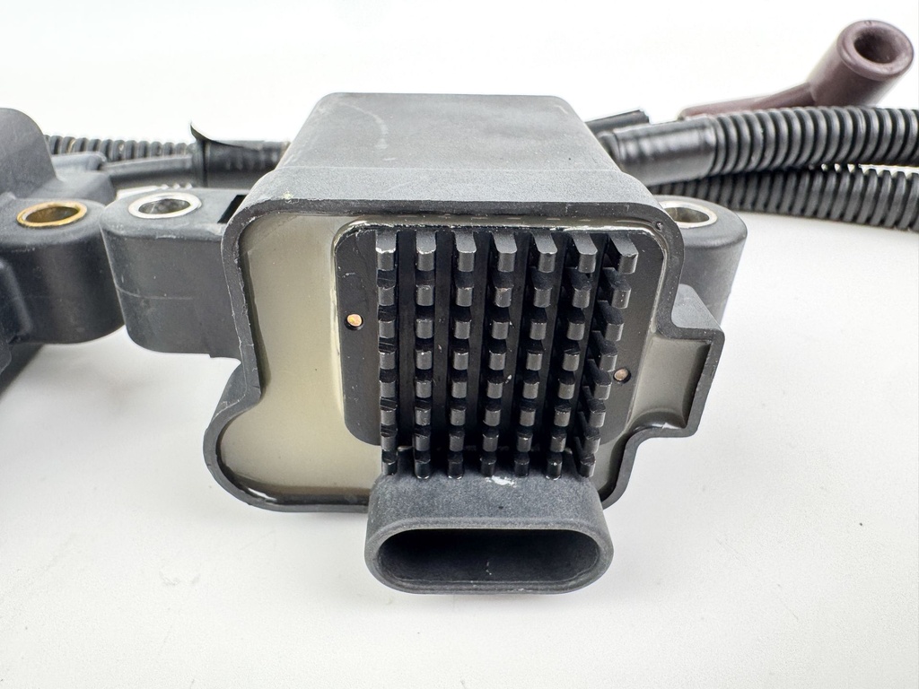 2012 Mercury 75 HP 2 Stroke Outboard Ignition Coil Set 879984T00 OEM