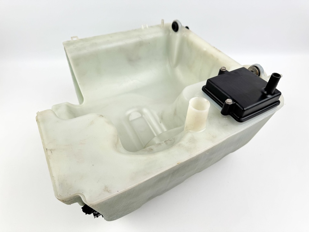 2012 Mercury 75 HP 2 Stroke Outboard Oil Tank 879844T04 OEM