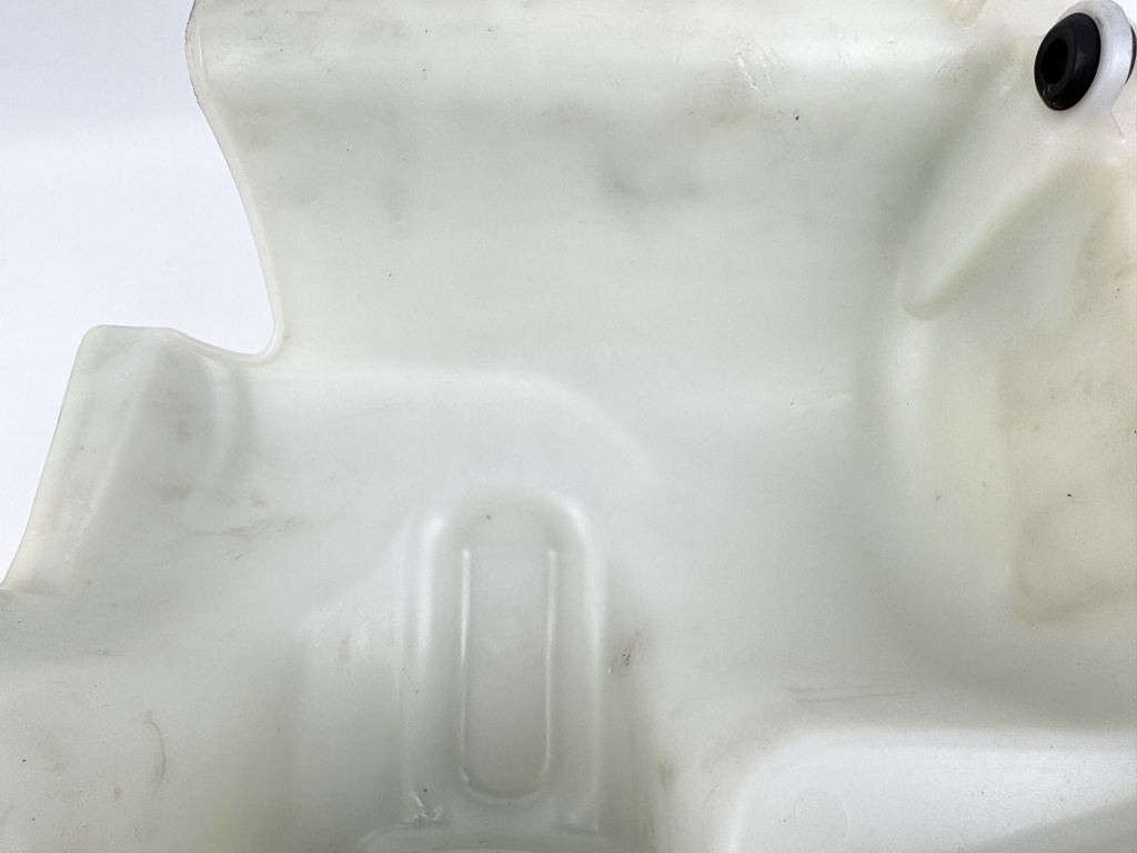 2012 Mercury 75 HP 2 Stroke Outboard Oil Tank 879844T04 OEM