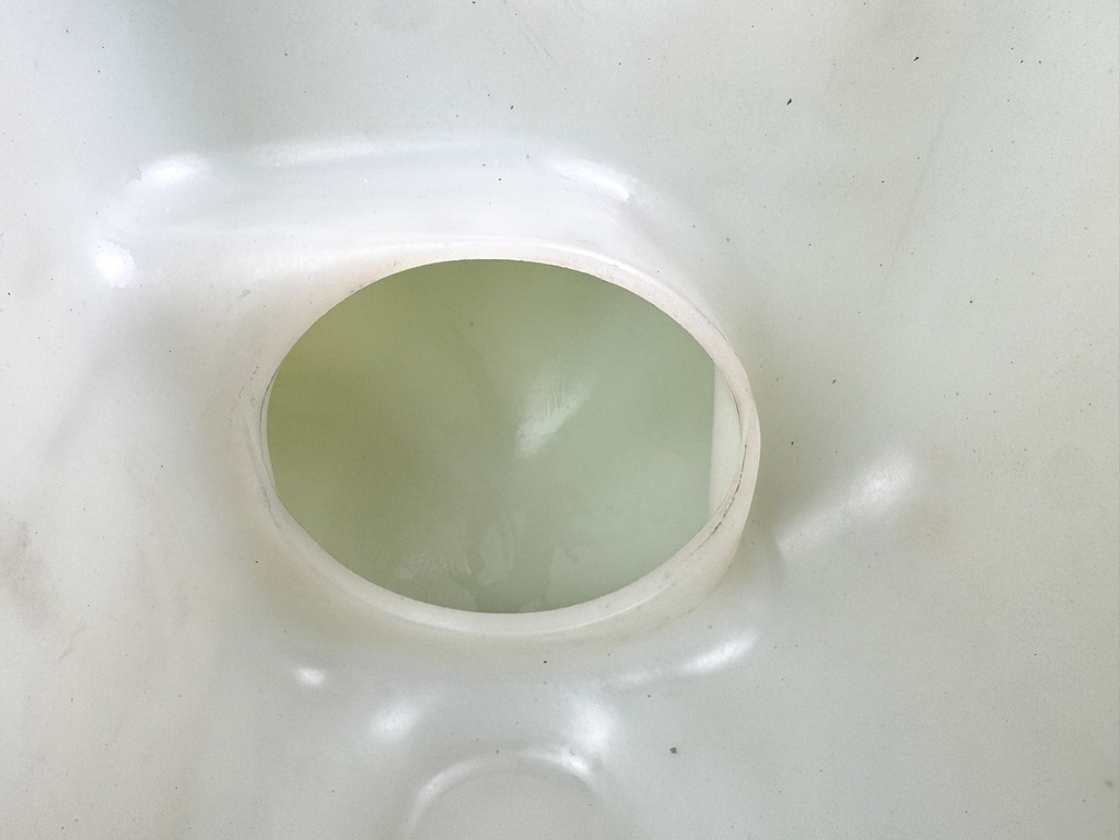 2012 Mercury 75 HP 2 Stroke Outboard Oil Tank 879844T04 OEM