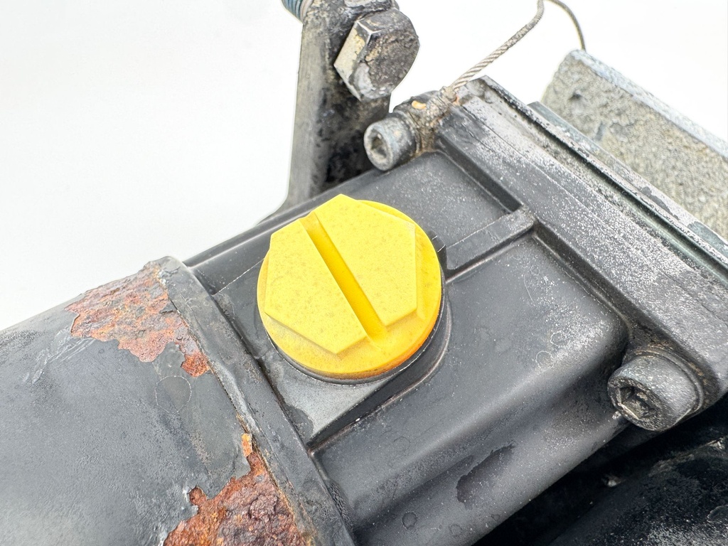 Mercury 70 90 115 120 125 HP Power Tilt and Trim Assembly 830250T5