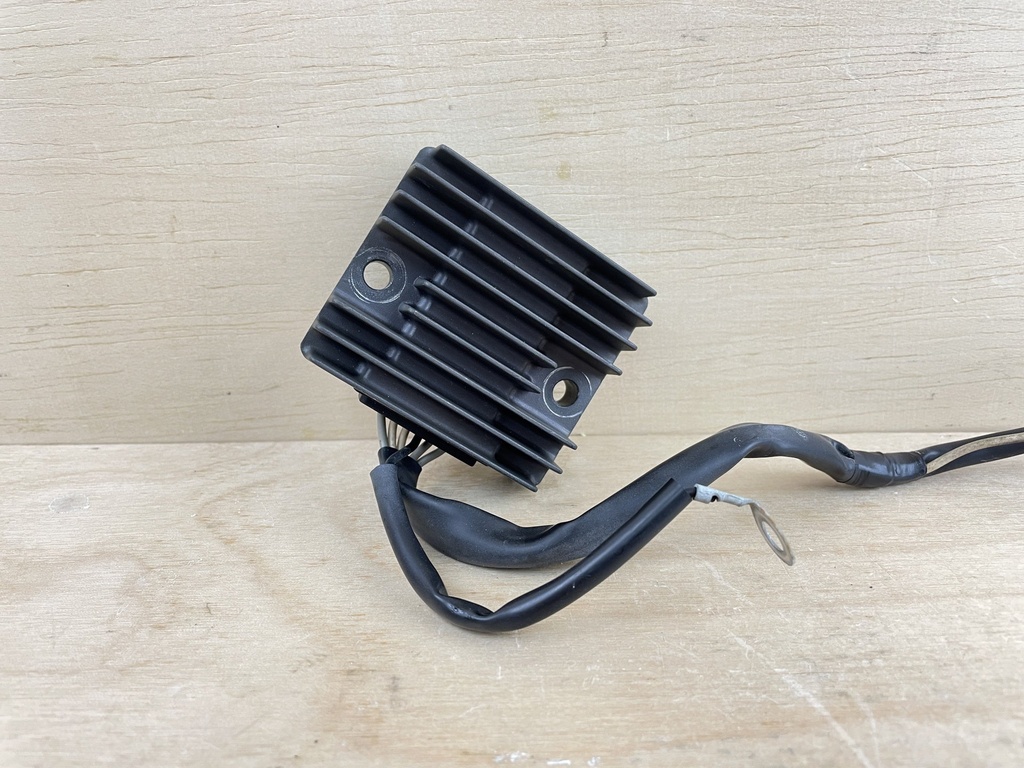 2005 Honda 50HP 4 Stroke Outboard Rectifier Regulator Assembly 31600-ZV5-003