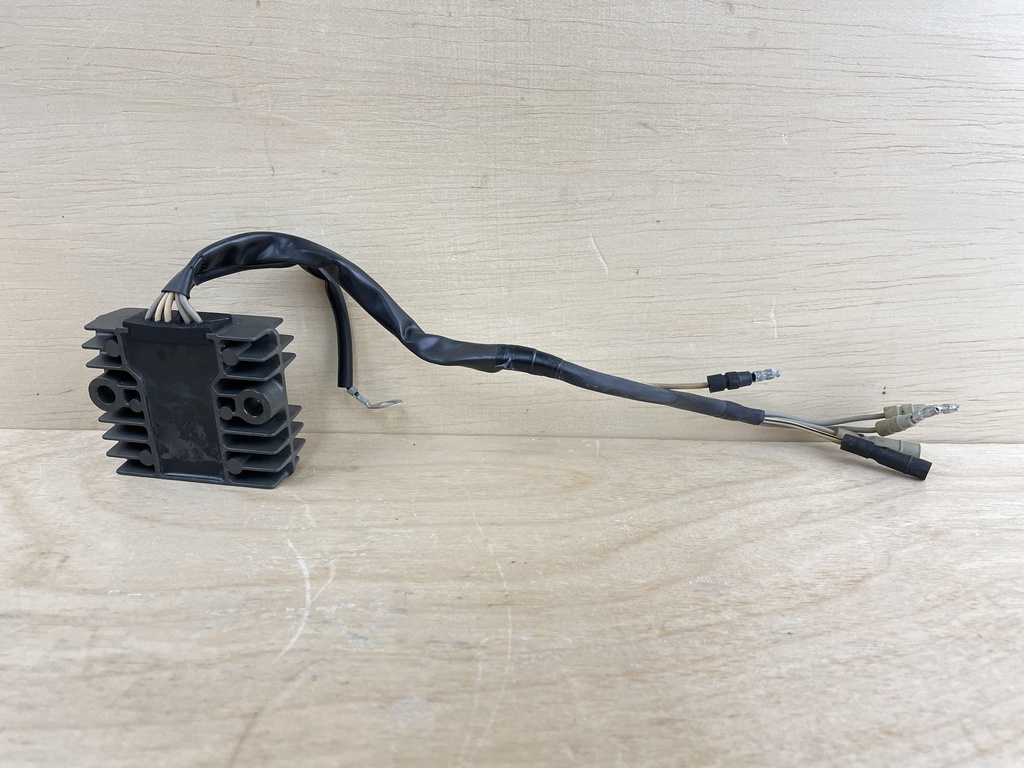 2005 Honda 50HP 4 Stroke Outboard Rectifier Regulator Assembly 31600-ZV5-003