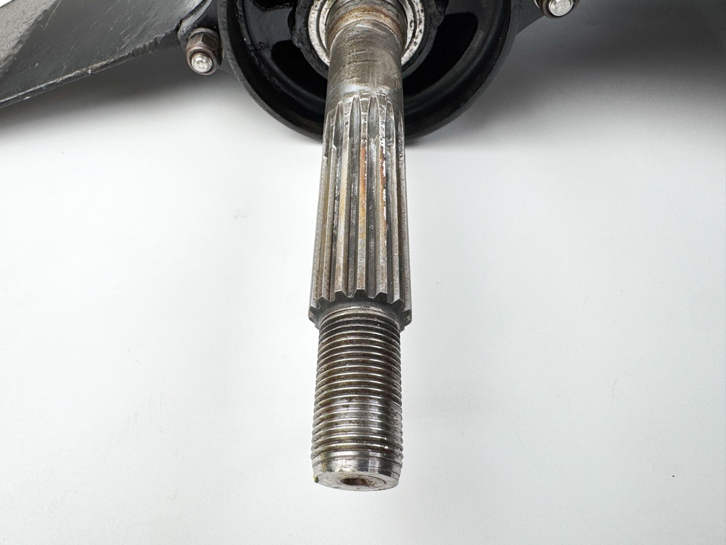 2004+ Mercury 75 90 115 HP 2 Stroke DFI 20" Lower Unit Gear Case 2.33:1 9011J33