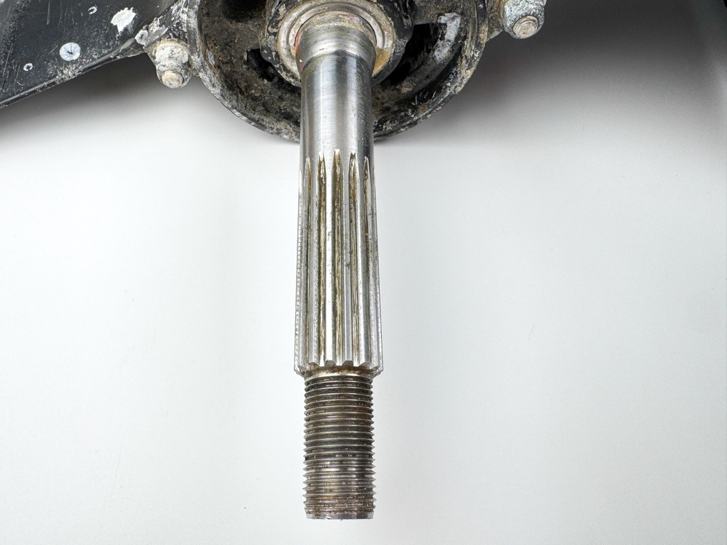 2001-2006 Mercury 40 50 60 HP 4 Stroke 20" Lower Unit Gear Case 9011G90 2.33:1