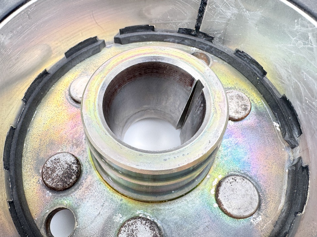 2003 Yamaha 115 HP 4 Stroke Outboard Flywheel Rotor 68V-81450-00-00 OEM