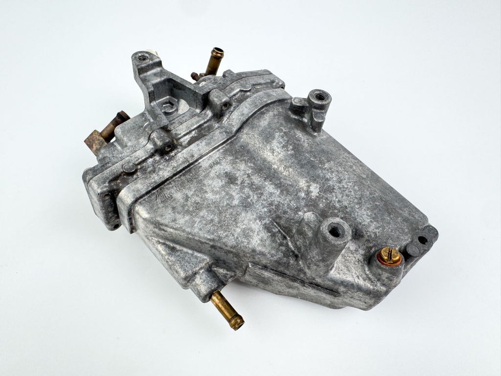 2003 Yamaha 115 HP 4 Stroke Outboard VST Float Chamber Assembly 68V-14180-01-00 Parts