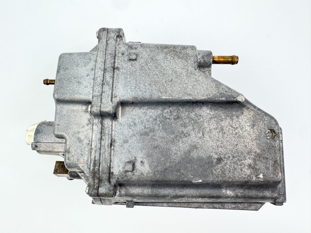 2003 Yamaha 115 HP 4 Stroke Outboard VST Float Chamber Assembly 68V-14180-01-00 Parts