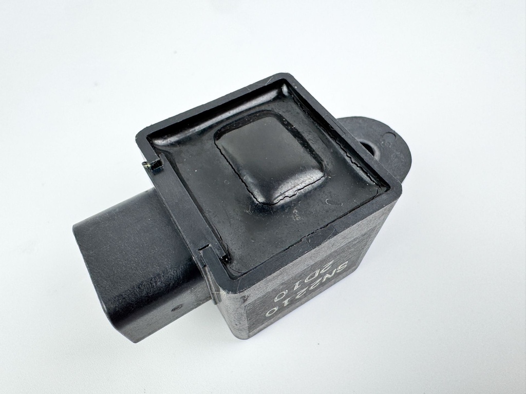 2003 Yamaha 115 HP 4 Stroke Outboard Relay Assembly 68V-81950-00-00 OEM