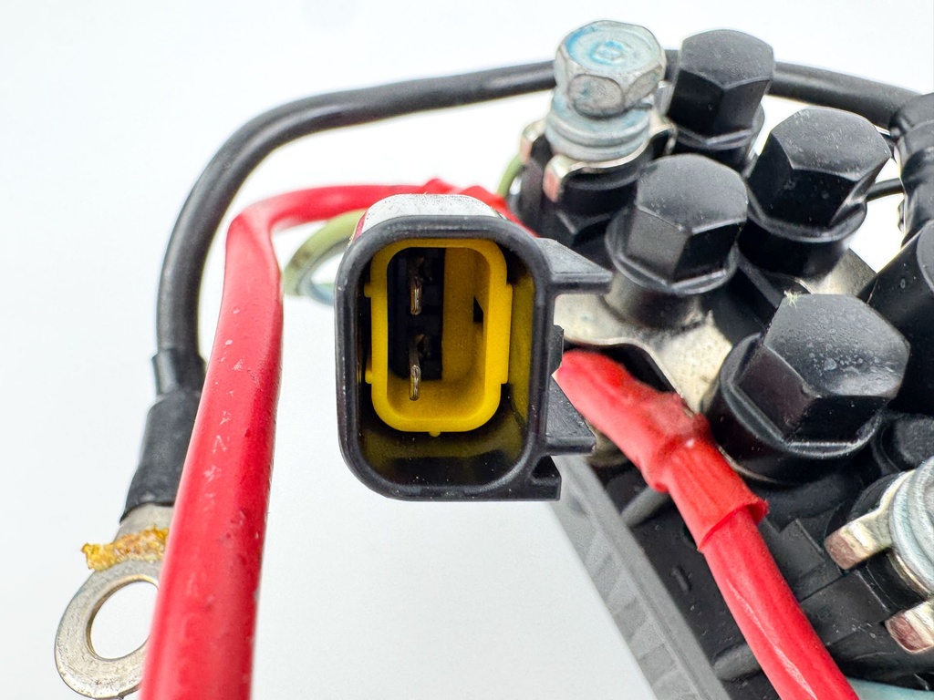 2003 Yamaha 115 HP 4 Stroke Outboard Trim Tilt Relay 68V-8195B-01-00 OEM