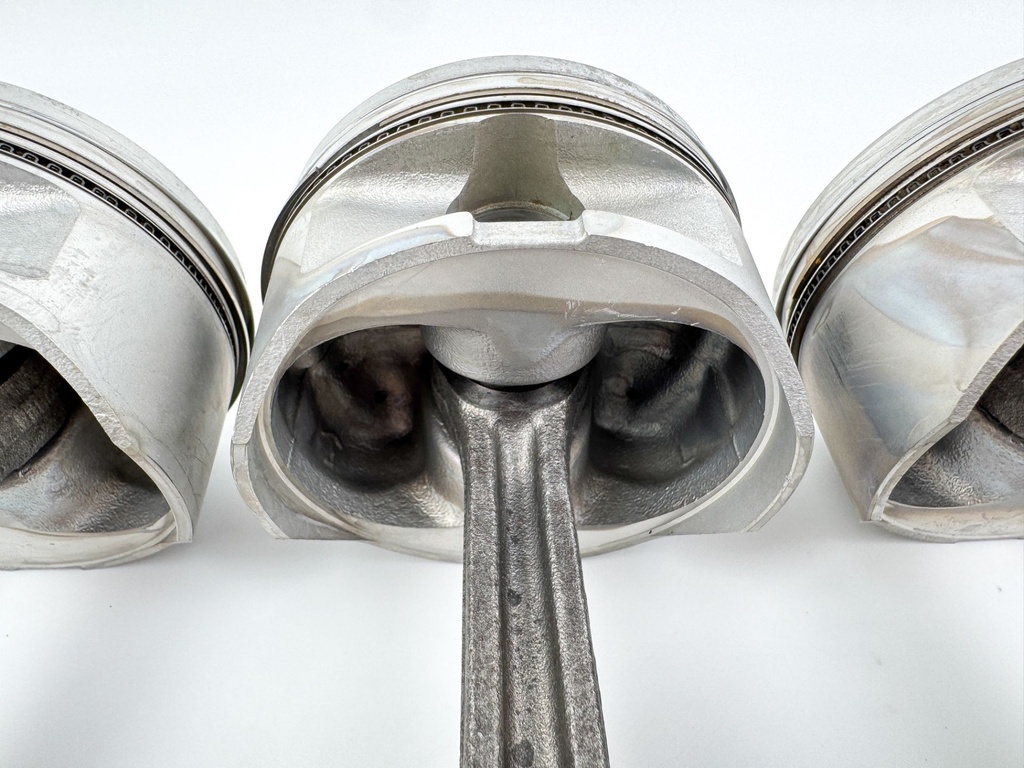 2003 Yamaha 115 HP 4 Stroke Outboard Piston & Connecting Rod Set 68V-W1164-00-00 OEM