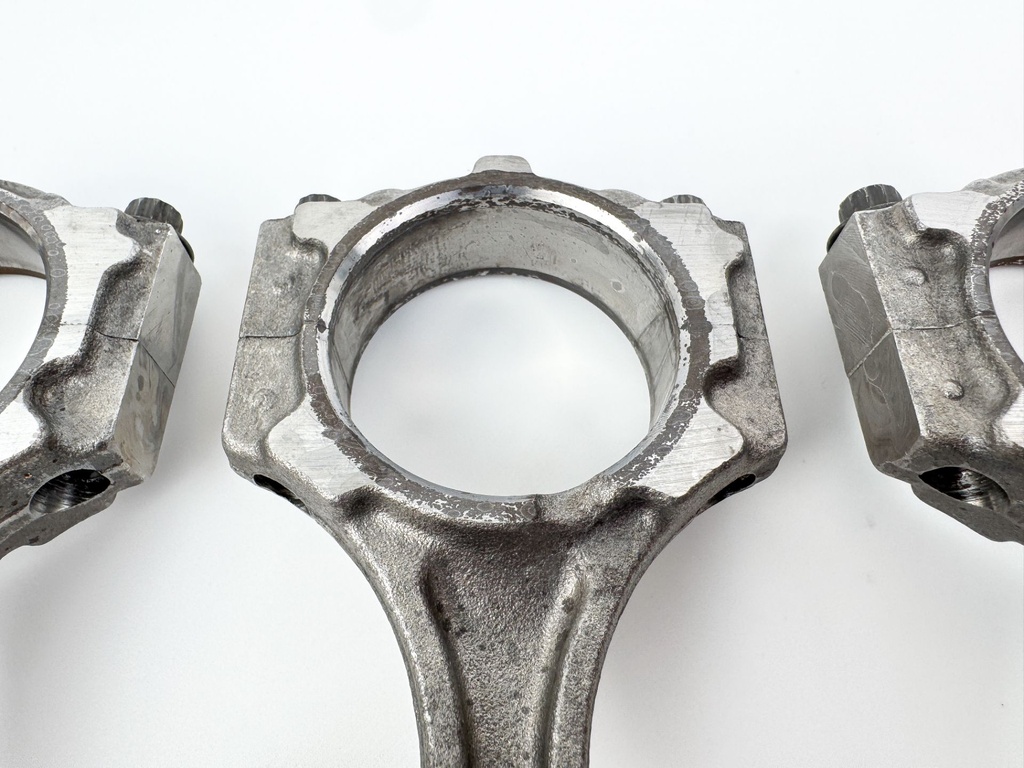 2003 Yamaha 115 HP 4 Stroke Outboard Piston & Connecting Rod Set 68V-W1164-00-00 OEM