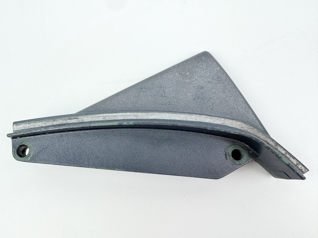 2003 Yamaha 115 HP 4 Stroke Outboard Cable Cover Plate 68V-42738-00-5B OEM