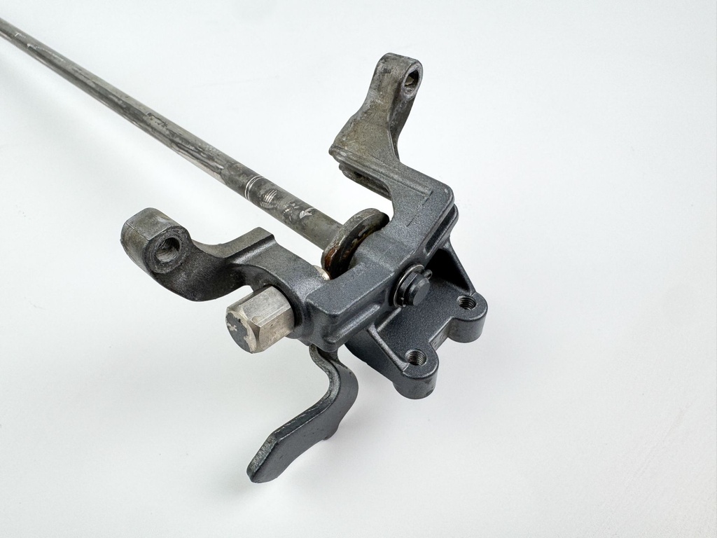 2003 Yamaha 115 HP 4 Stroke Outboard 20" Long Shift Shaft 68V-44120-10-00 OEM