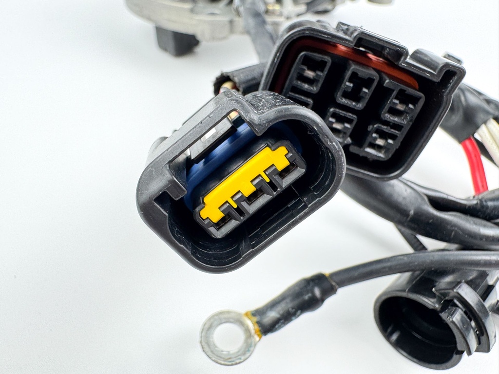 2003 Yamaha 115 HP 4 Stroke Outboard Coil Pulser Base Stator Assembly 68V-81460-00-00 OEM