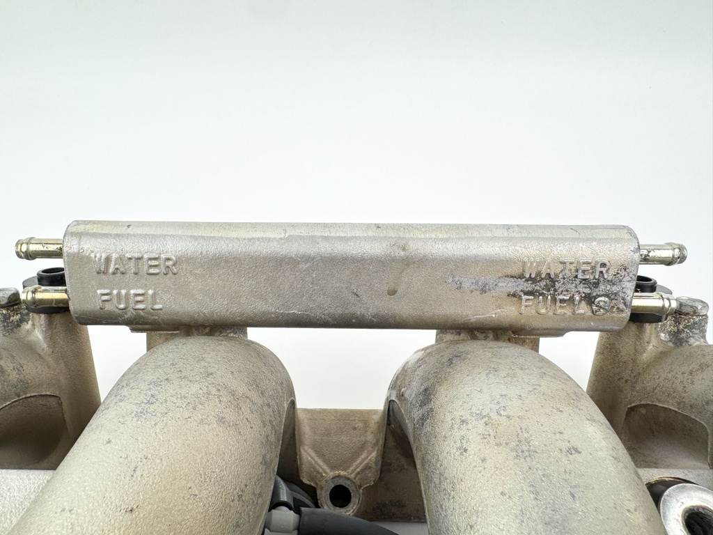 2003 Yamaha 115 HP 4 Stroke Outboard Intake Manifold & Throttle Body 68V-13751-01-00 OEM