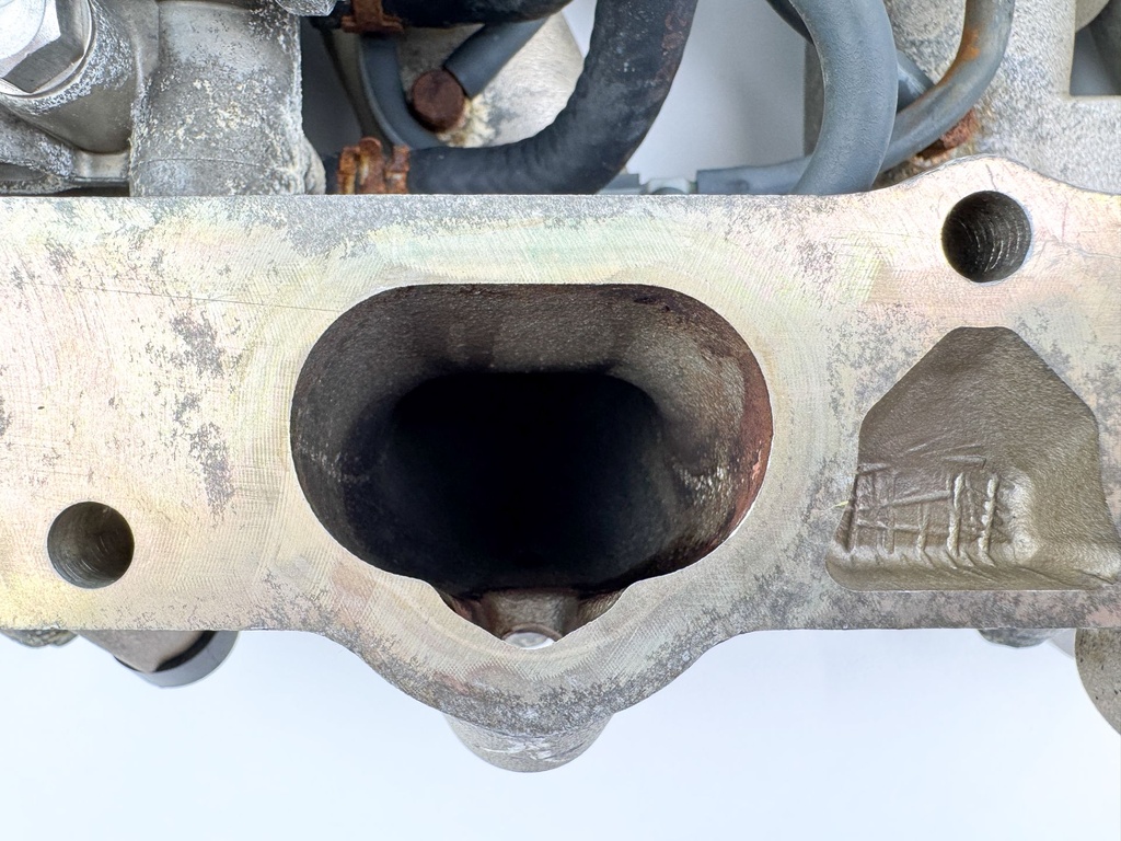 2003 Yamaha 115 HP 4 Stroke Outboard Intake Manifold & Throttle Body 68V-13751-01-00 OEM