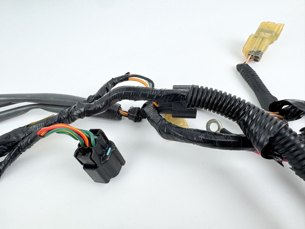 2003 Yamaha 115 HP 4 Stroke Outboard Engine Wire Harness 68V-82590-20-00 OEM