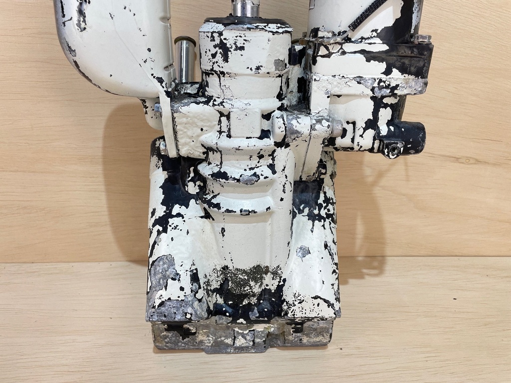 Evinrude Johnson BRP Power Trim & Tilt Unit Assembly