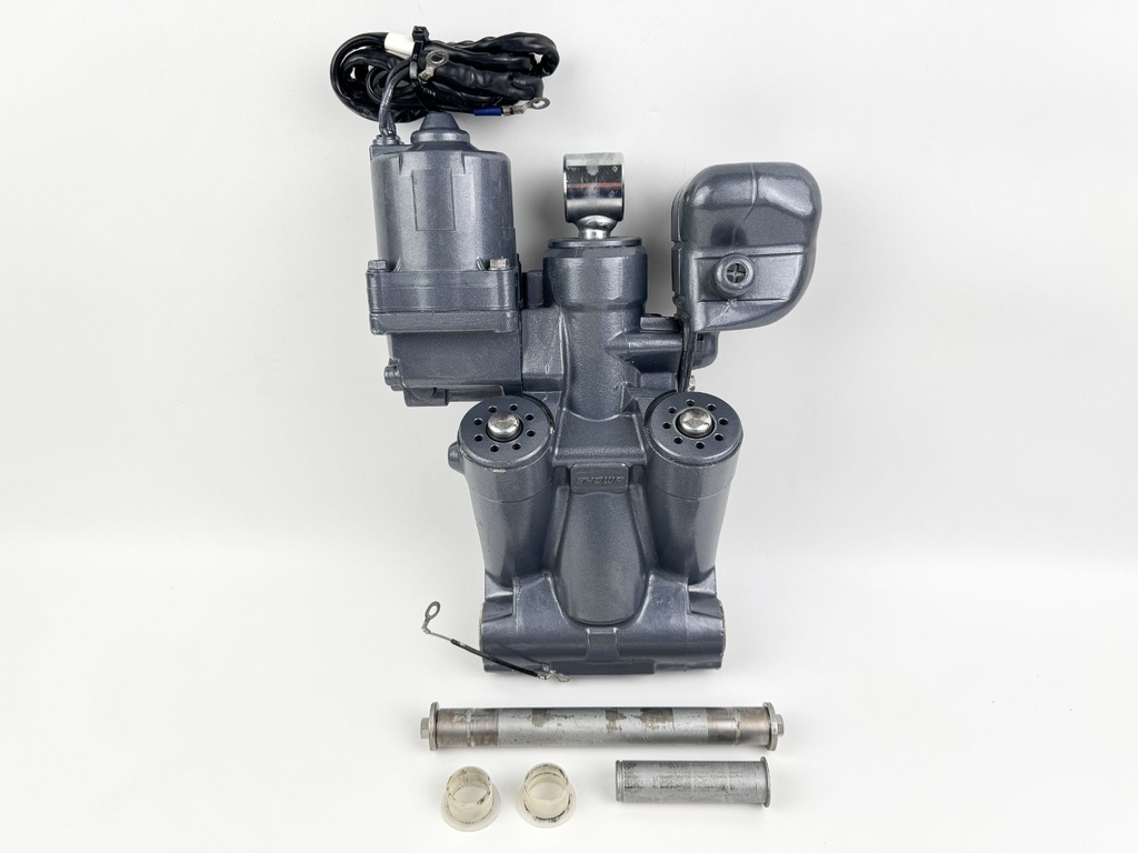 2003 Yamaha 115 HP 4 Stroke Outboard Power Trim Tilt Unit 63P-43800-23-00 OEM