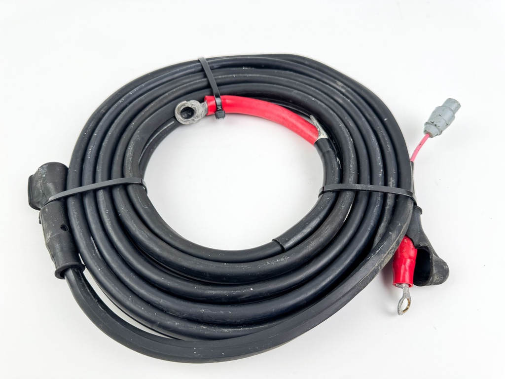 2003 Yamaha 115 HP 4 Stroke Outboard Battery Cables 68V-82105-J0-00 OEM