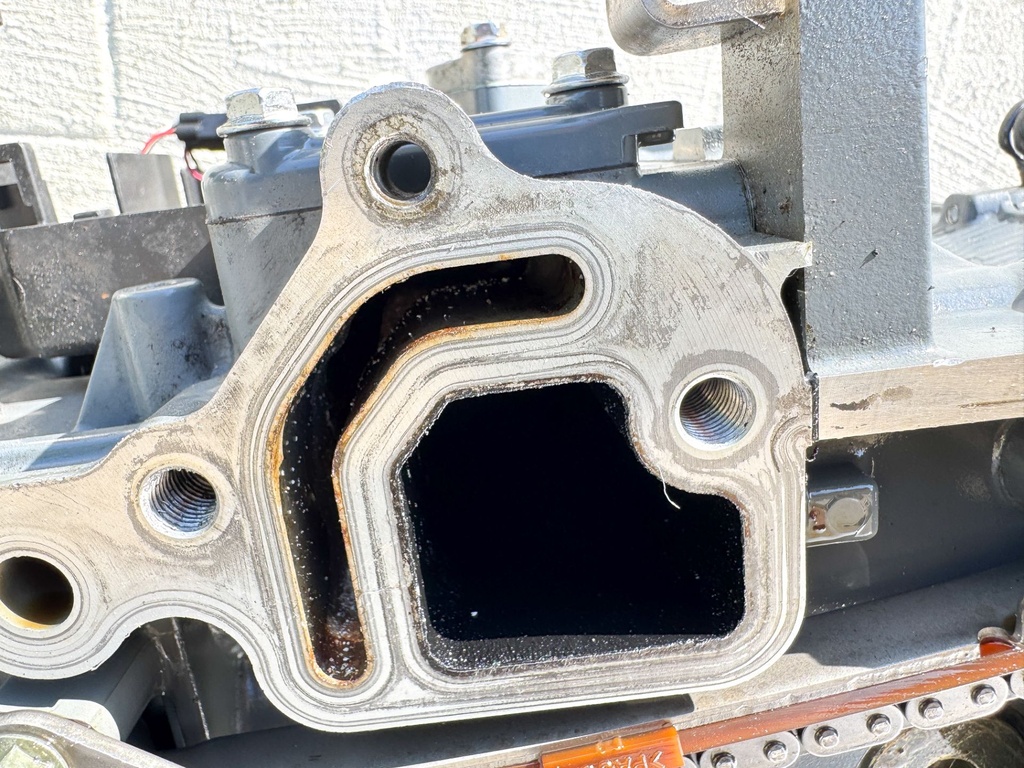 2006 Suzuki 25 HP 4 Stroke Outboard Powerhead  OEM