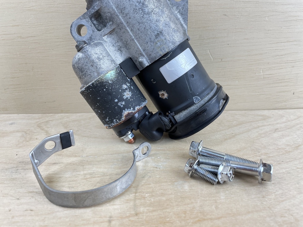 2005 Suzuki 90HP 4 Stroke Outboard Starter Assembly 31100-90J01