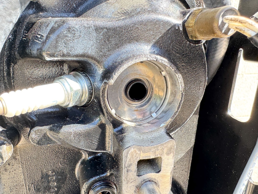 2005-2016 Mercury 75HP Optimax 2 Stroke Outboard Powerhead Crankcase Assembly