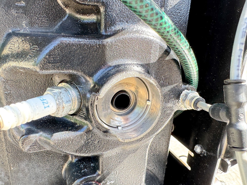 2005-2016 Mercury 75HP Optimax 2 Stroke Outboard Powerhead Crankcase Assembly