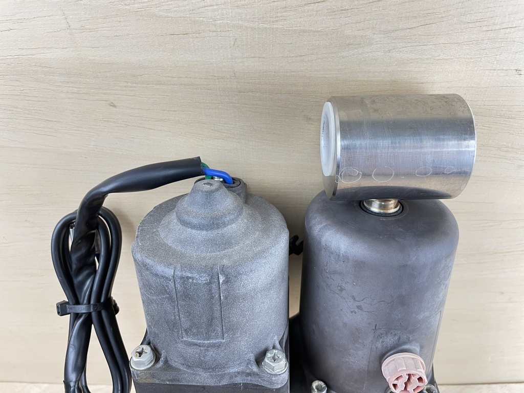 2005 Suzuki 90HP DF90 Outboard Power Trim & Tilt Unit 48400-90J03