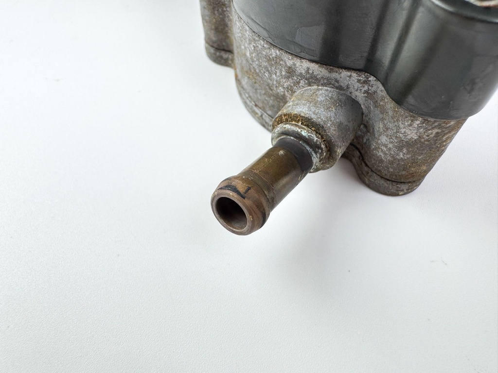 2004 Yamaha 150 HP 4 Stroke Outboard Fuel Pump Set 63P-24410-00-00 OEM