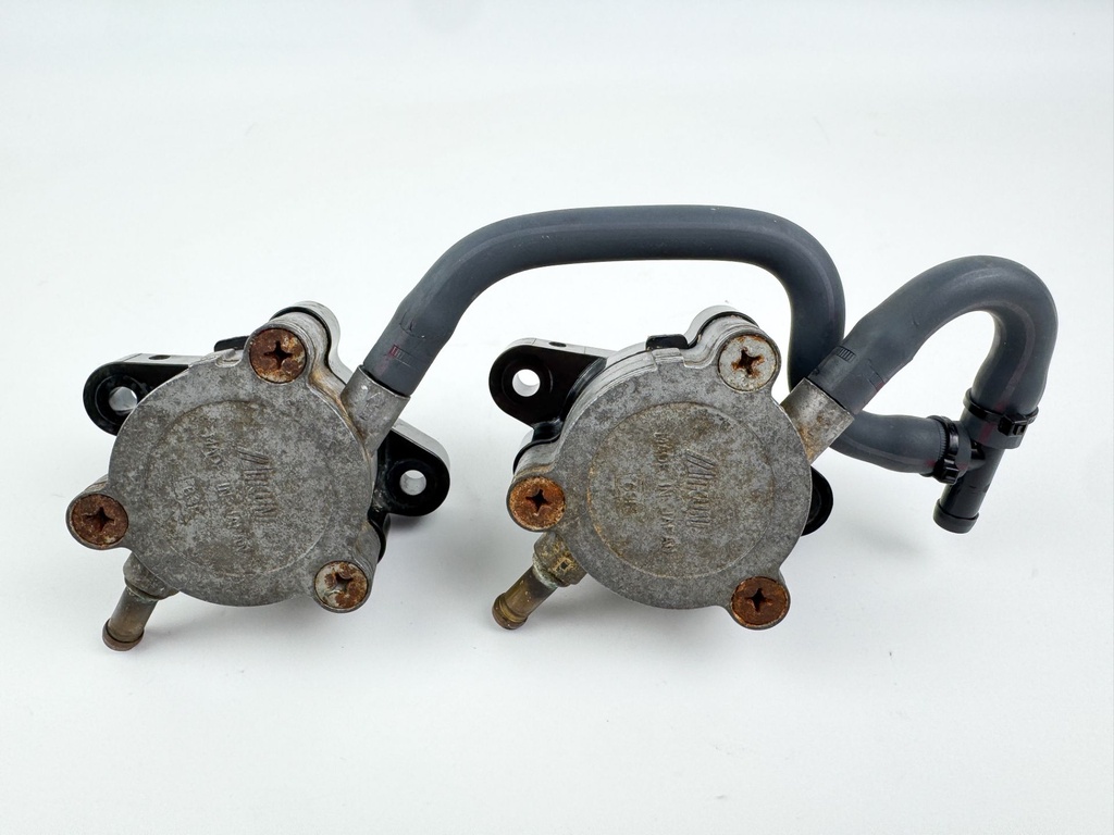 2004 Yamaha 150 HP 4 Stroke Outboard Fuel Pump Set 63P-24410-00-00 OEM