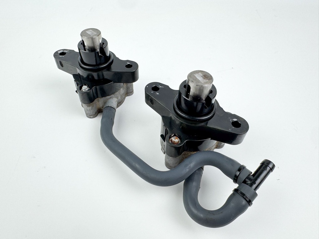 2004 Yamaha 150 HP 4 Stroke Outboard Fuel Pump Set 63P-24410-00-00 OEM